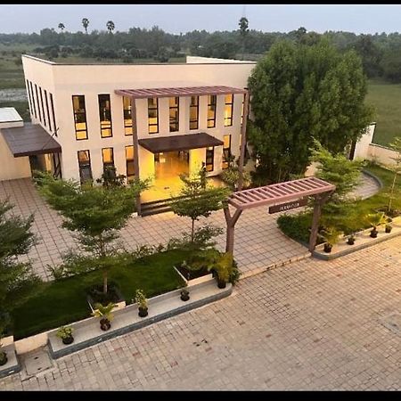 Coco Nest Resort Mahabalipuram Bagian luar foto