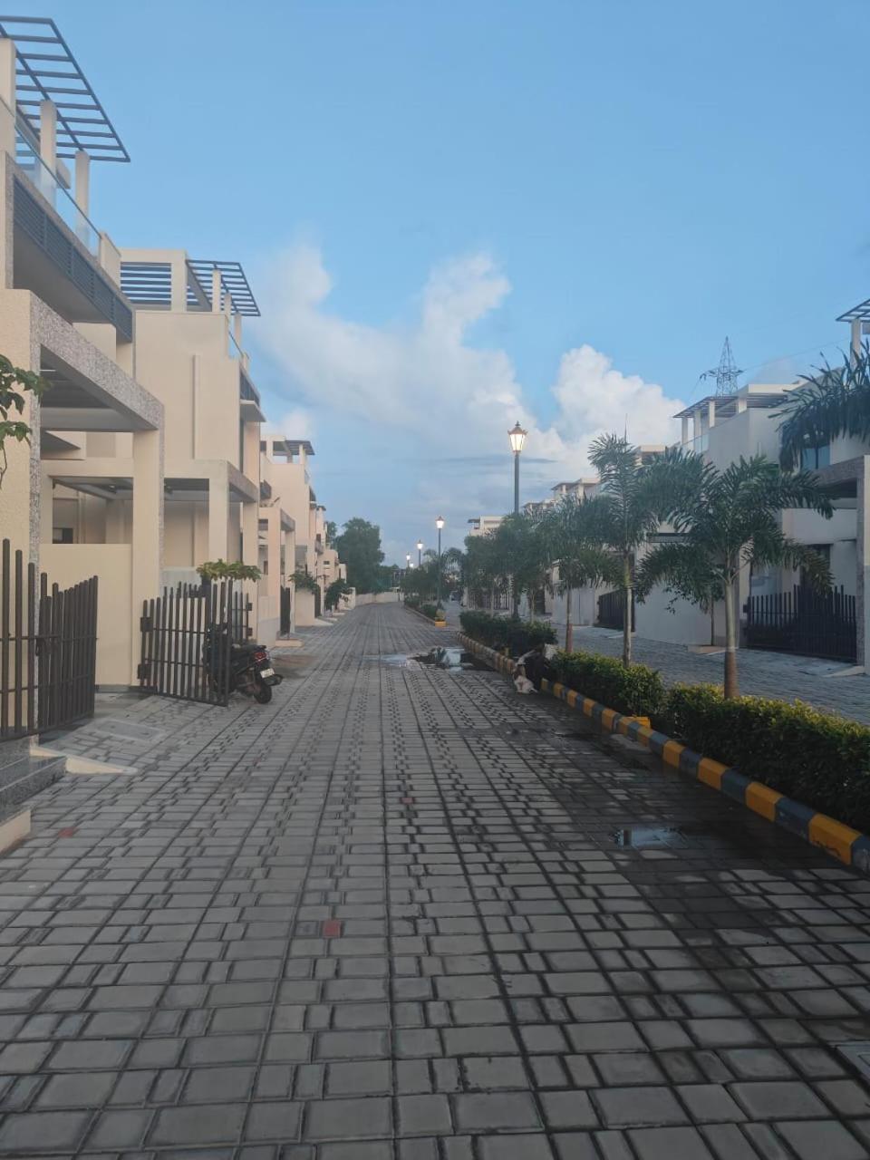 Coco Nest Resort Mahabalipuram Bagian luar foto