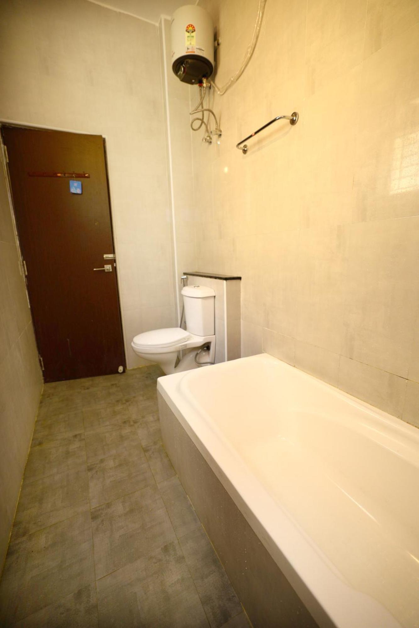 Coco Nest Resort Mahabalipuram Bagian luar foto