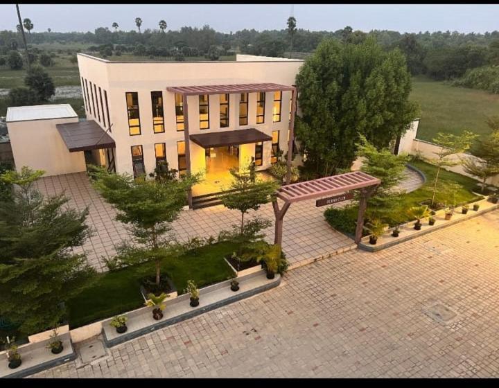 Coco Nest Resort Mahabalipuram Bagian luar foto