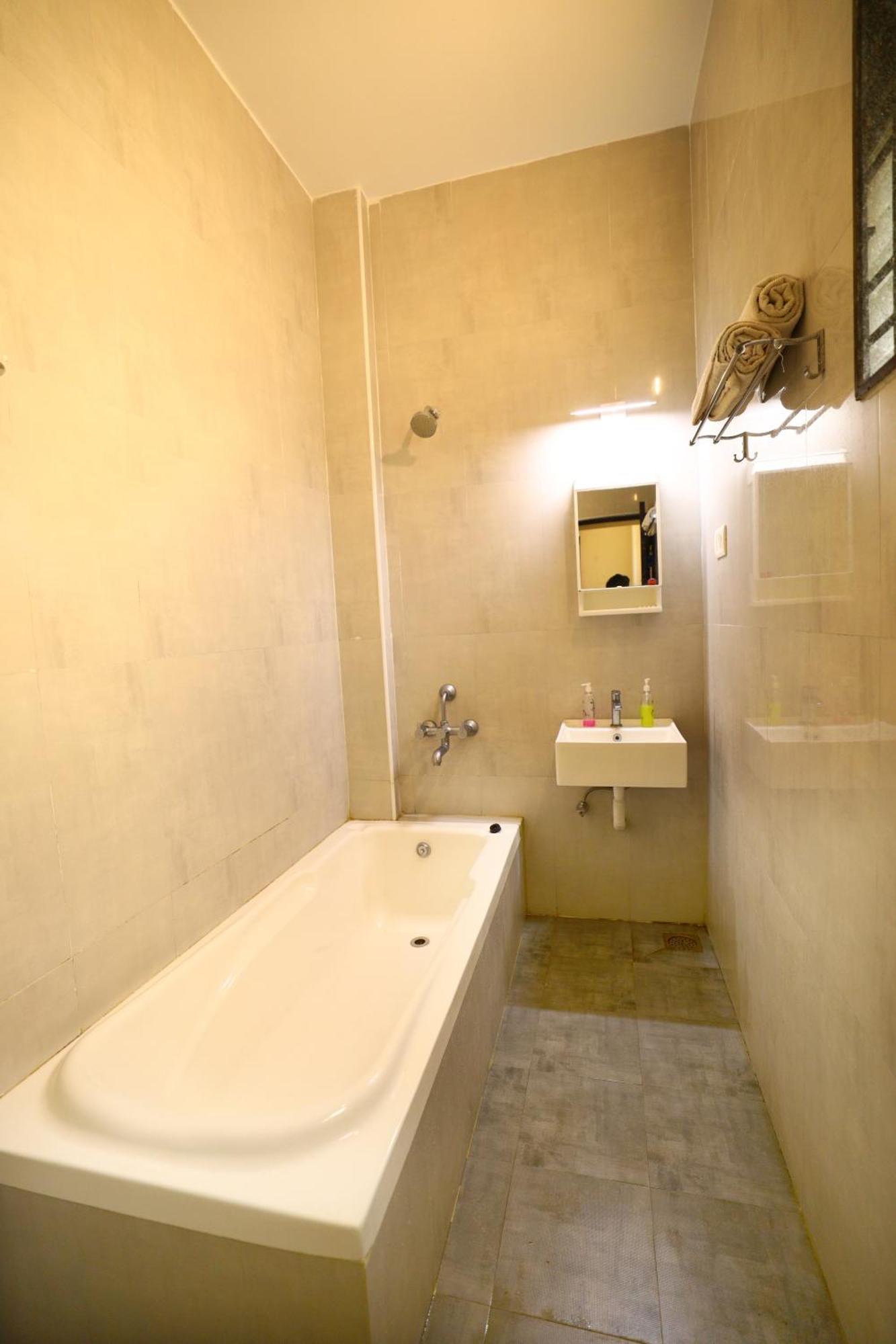 Coco Nest Resort Mahabalipuram Bagian luar foto